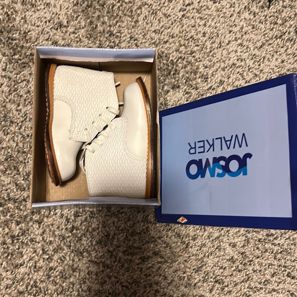 PRACTICALLY NEW!! Josmo shoes for toddler